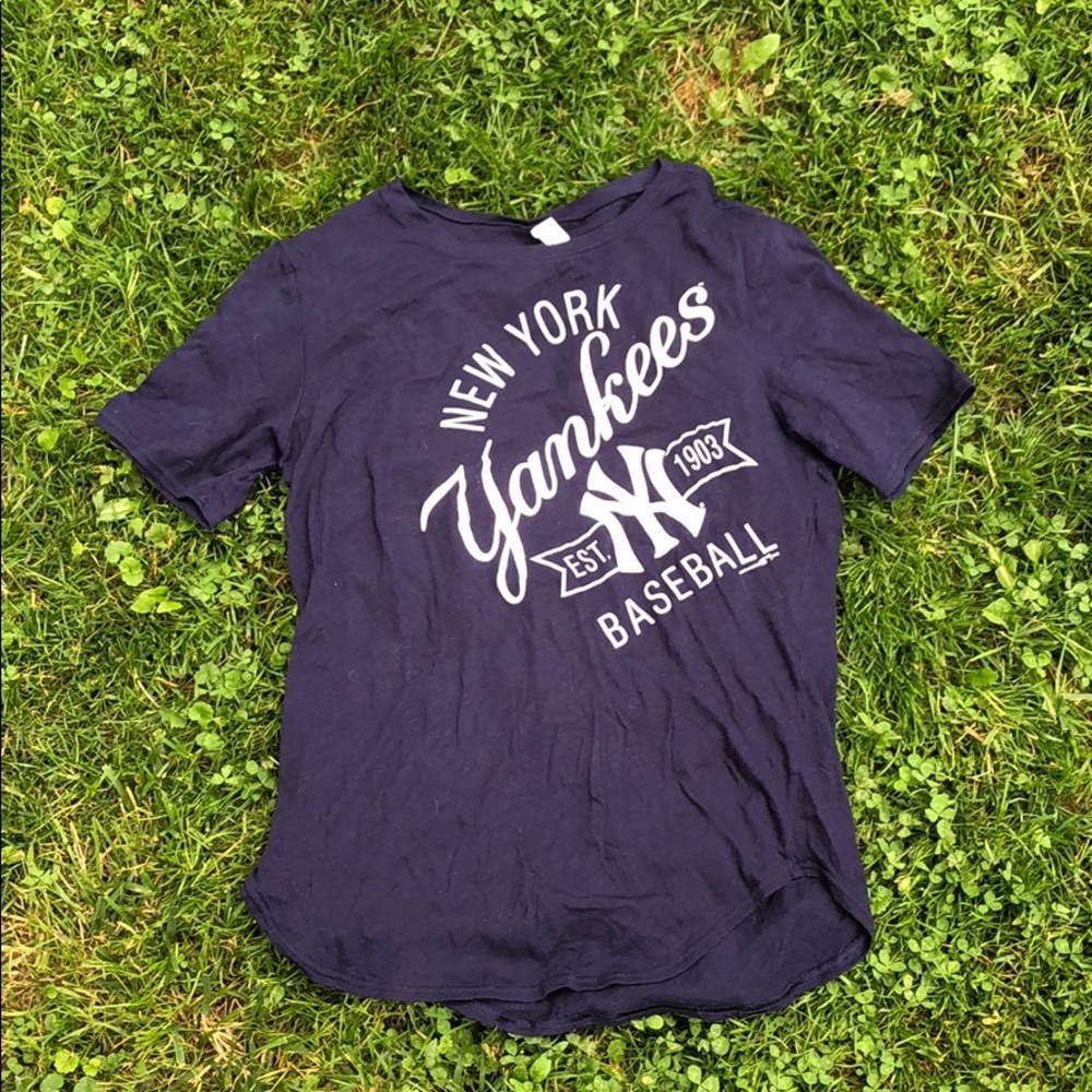 🌻YANKEES T-SHIRT🌻